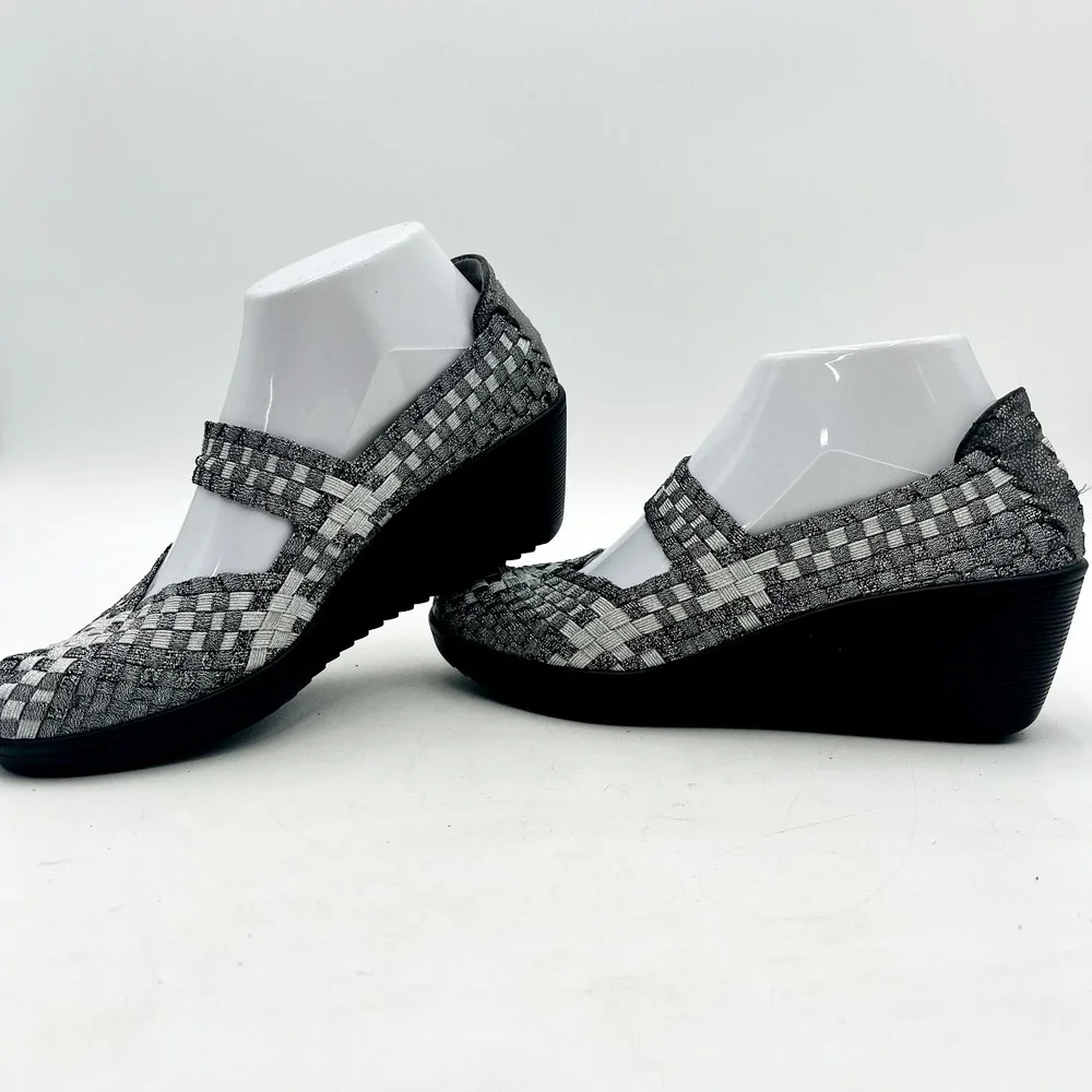 Bare Traps Ursala Womens 7.5M White/Silver Woven Fabric Wedge Heel Slip On Shoes